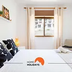 #114 T2 Foxy H By Holidays * אלבופיירה