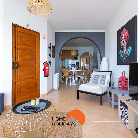 #114 T2 Foxy H By Holidays شقة *