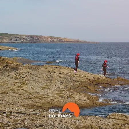 #114 T2 Foxy H By Holidays Apartament *