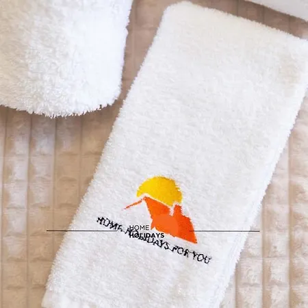 #114 T2 Foxy H By Holidays * Albufeira